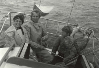 S manželkou a syny na jachtě na dovolené v NDR, 80. léta 20. století