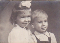 Kateřina Javorská with her brother