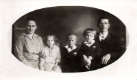 The Švec family before the birth of their daughter Marie 
