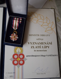 Golden Linden Decoration awarded to Hugo Vaníček in memoriam, 11 November 2009