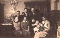Edita Reinoldová´s first Christmas, 1937