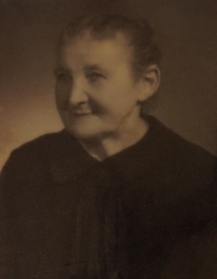 Anna Kredbová, imprisoned by the Nazis during the war, Libichov 


