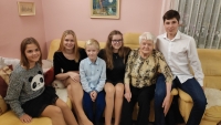 Svatava Němcová with all her great-grandchildren, Christmas 2019