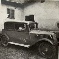 Pečeňa's car, which was stolen from them by partisans