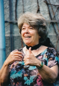 Božena Krejčová, Červený mlýn, 1995, archive photography