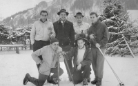 Na Chopku s priateľmi, r. 1958