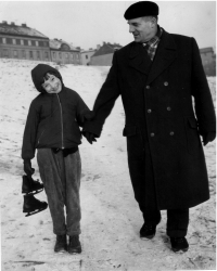 Eva Kosáková  with her grandfather Josef Tláskal in Prague around 1959