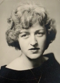 Alena Hudcová in 1958
