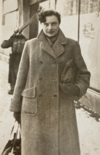 Eugenie Točíková after arriving from a visit to the prison (1953)