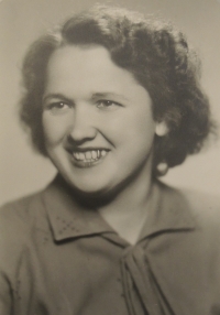 Marie Jakubíčková, 1952