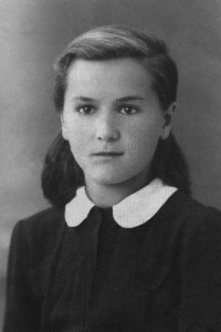 Ludmila Mikušková, 40s