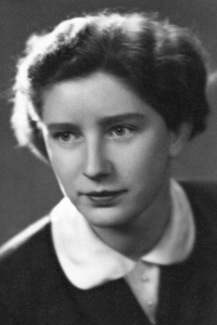 Halina Niedobová in 1955