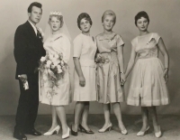 A wedding photo (1962)