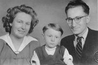 Ilja with his mother and father 