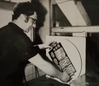 Ilja Hradecký in the printing works in Nitra 1970