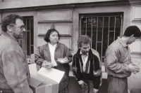 Dobročinná činnost Naděje v ulicích v roce 1992