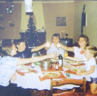 Christmas festivities at the Peška household in Germiston, 1980s