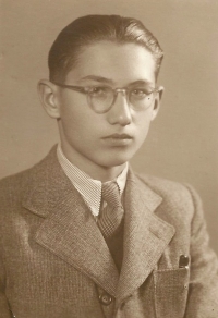 Miroslav Hegenbart as a 13 years old secondary grammar student in 1940 