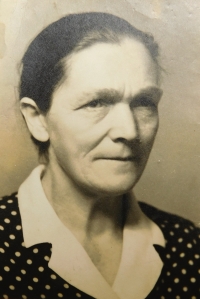 Mother Aurelie Hirnichová