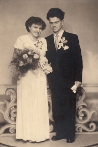 Josef and Anna, wedding 1956