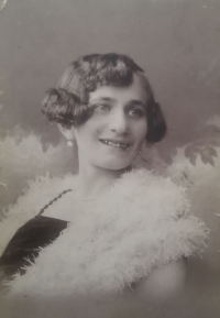 Růžena Vavřichová's mother at the age of twenty-four, 1927