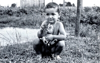 Šťastné dětství Na Dolech, 1955