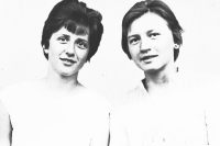 Anna Macková (on the left) with her friend in 1964