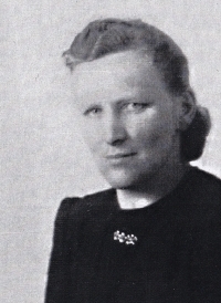 Helena Klimoszová, the witness's aunt