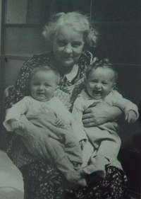 Anna Vyoralová with grandmother and sister Jana