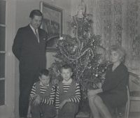 Bureš, Christmas, Vinohrady, 50s