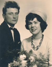 The wedding photo of Josef and Zdeňka Tomášek (1962)