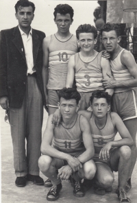 Witness, with number 8. A basketball match in Pardubice. 1951