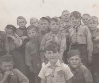 Witness, second row, centre. Summer camp in Český Krumlov. 1948