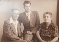 Lubomír Vávra with his parents