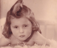 Miroslava Knížátková in her childhood