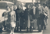 Členové metodistického sboru z Jenkovec na návštěvě Prahy, cca 1956 