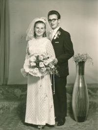 Wedding photo of Božena and Andrej Beňa, photo studio Michalovce, 11 October 1969