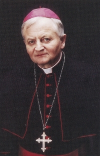 Witness as an auxiliary bishop in Prague, 2002