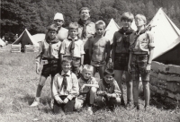 Witness, standing at the back, first from left. The Beavers team. Bojanov, 1992