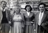 Jiřina Žerebná with friends in Prague (1950s)