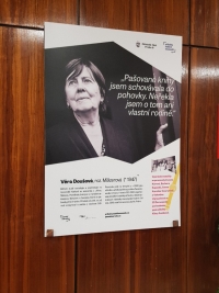 Věra Doušová - plakát k výstavě Příběhy našich sousedů, 2017