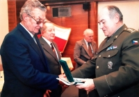 Awarding of commemorative medal of 90th anniversary of Czechoslovakia, 2009
