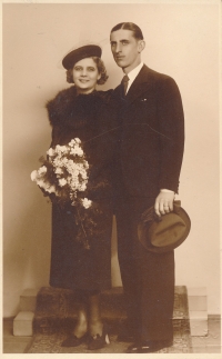  Parents´wedding photo - Václav Pomahač and Helena Kounovská, Prague, 26 March 1939