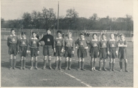 Dynamo Motol team, Jaromír Pomahač third from the left, 1954