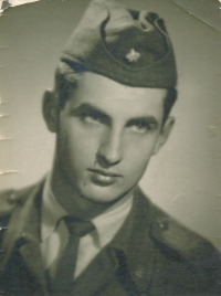 Jaromír Pomahač during his military service, Prague, 1960