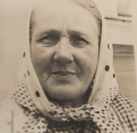 Matylda Špičáková, babička Marie Černohorské, cca 40. léta 20. století