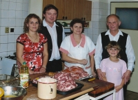 Rodinnou hospodu převzala dcera s manželem, 2008