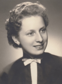 Věra Cinková still with her maiden name, Štarmanová. The photo dates back to 1959