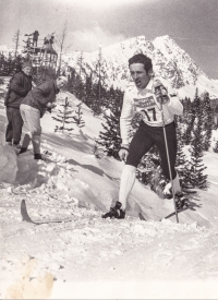 Ladislav Rygl at the top of the decisive climb of the running part of the Nordic combined race, in which he won the title of world champion in 1970 (photo: Alexandr Tóth)