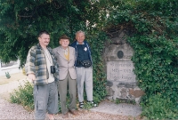 (From the left) Witness' cousin, uncle and Vlastimil Svoboda himself at the Jan Hus' memorial stone in Zelów in 1993